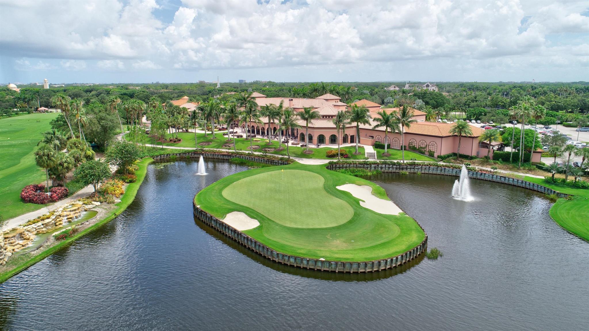 LAUREL POINTE - Residential