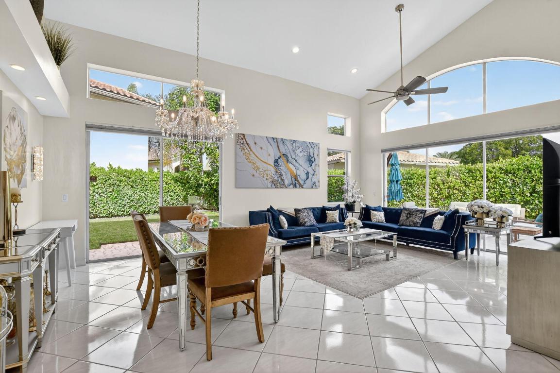 LAUREL POINTE - Residential