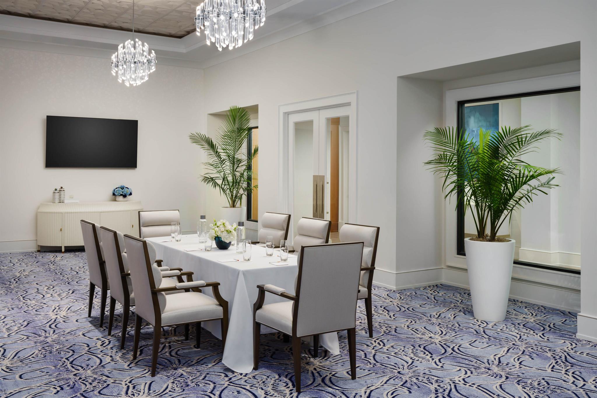 LAUREL POINTE - Residential