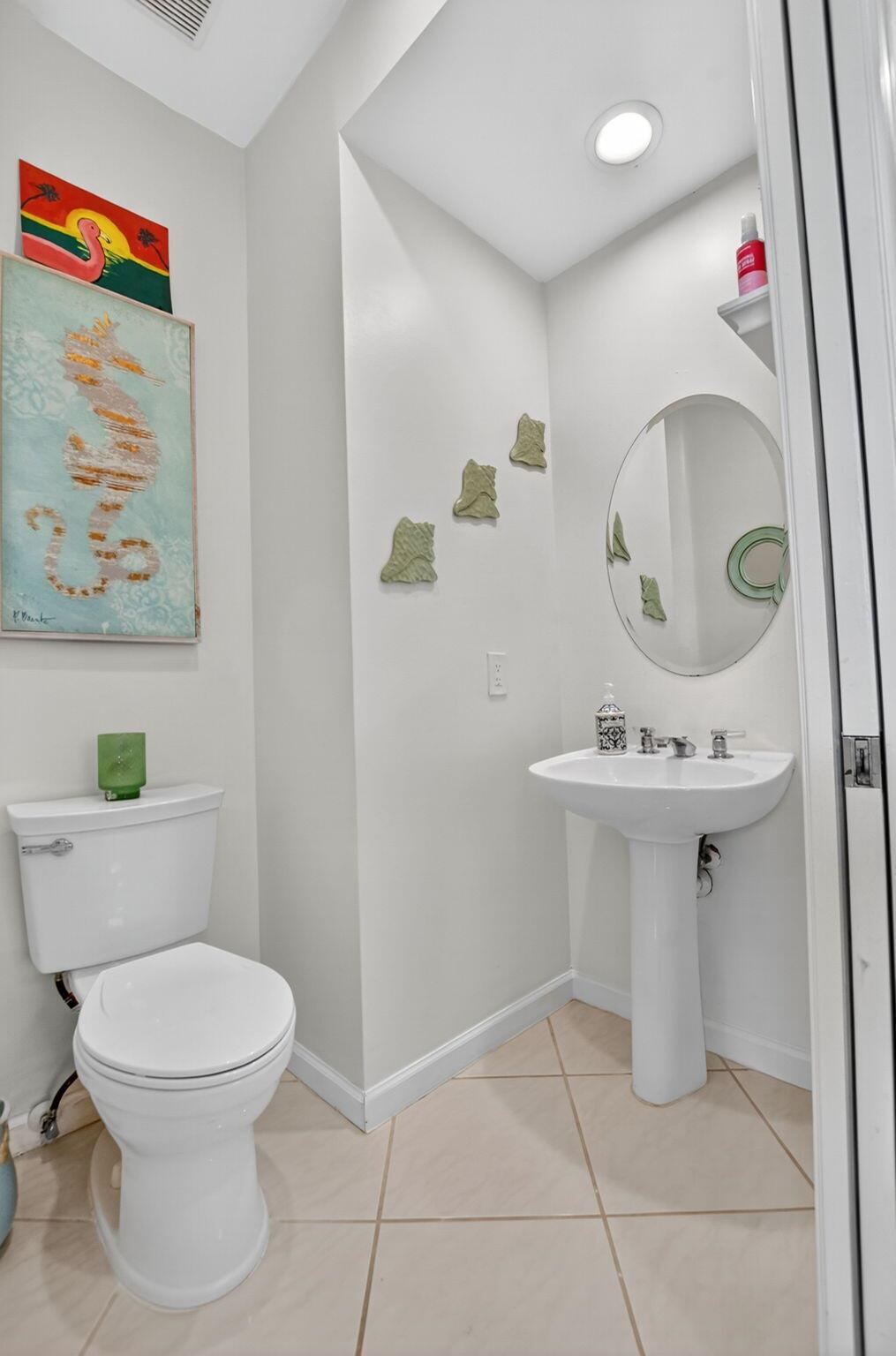 LAUREL POINTE - Residential