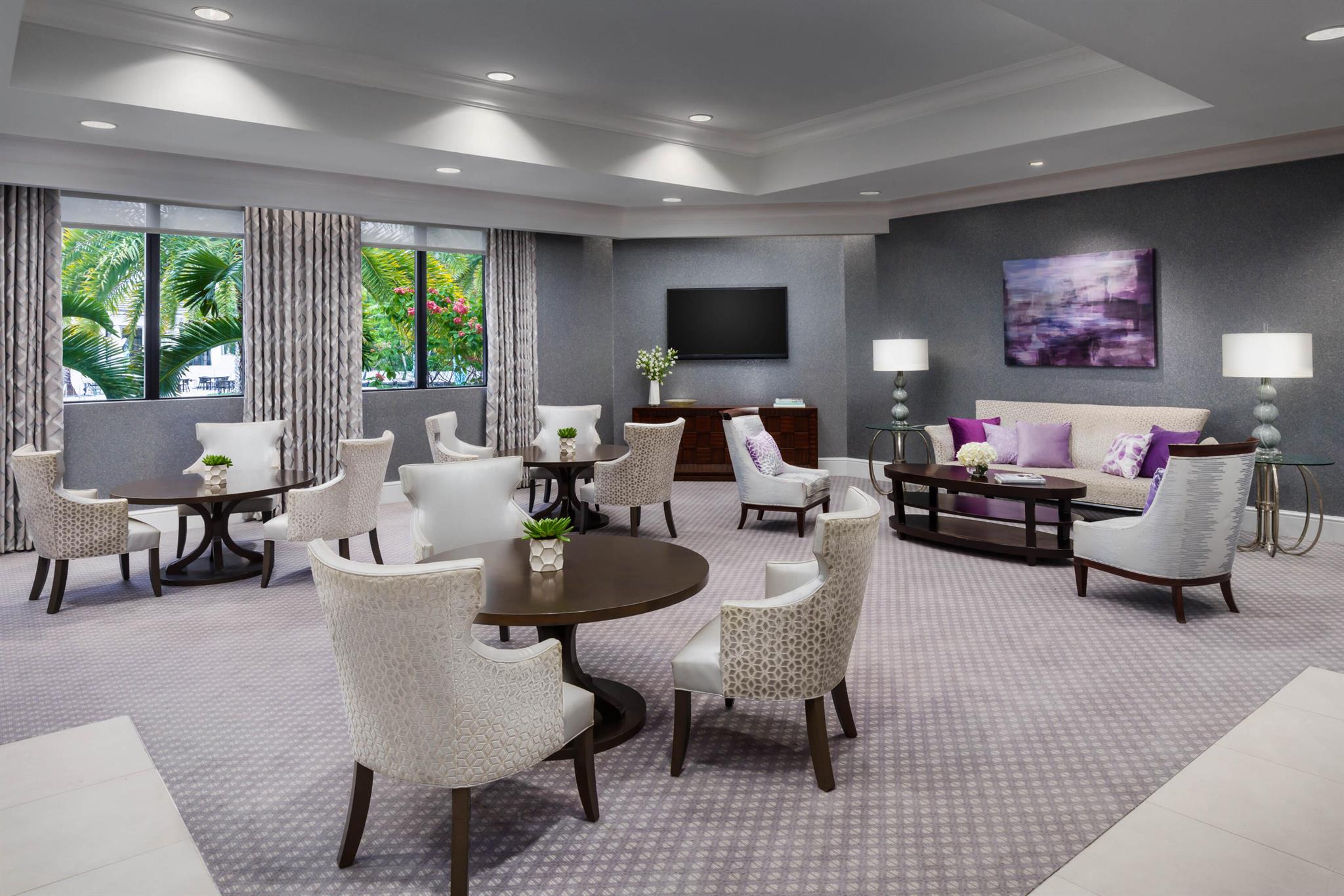 LAUREL POINTE - Residential