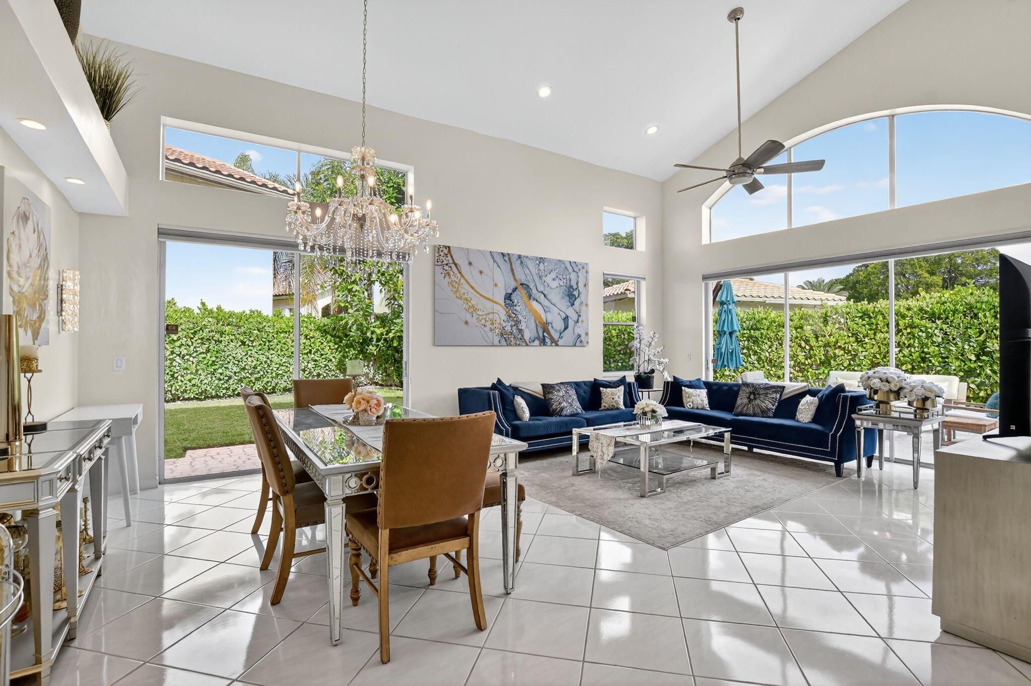 LAUREL POINTE - Residential