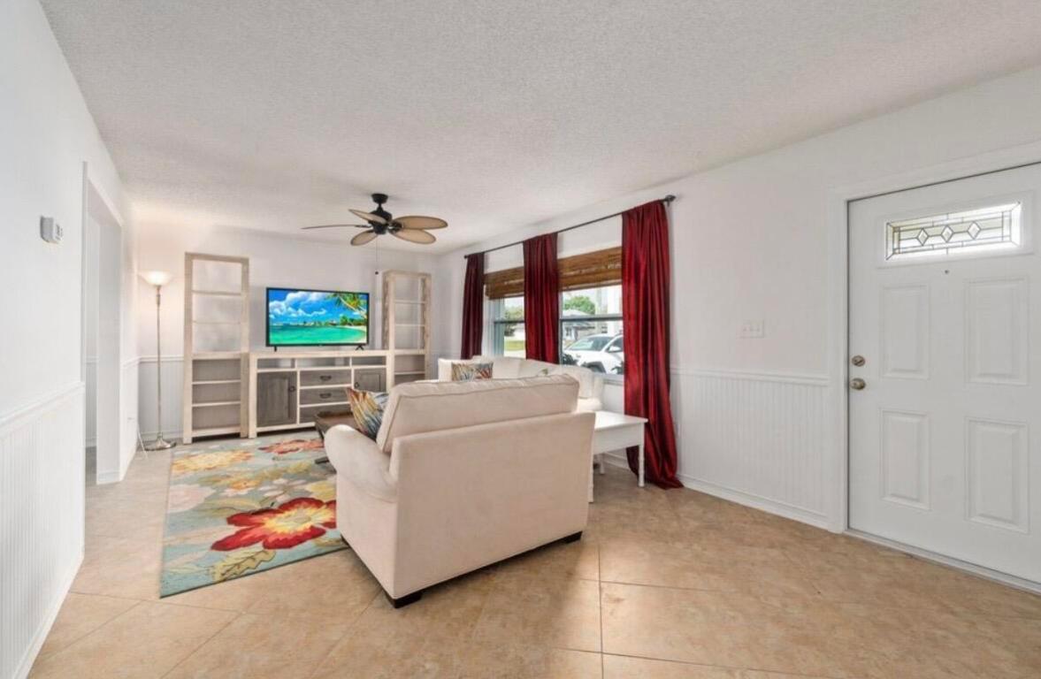 Port Saint Lucie Section 10 - Residential