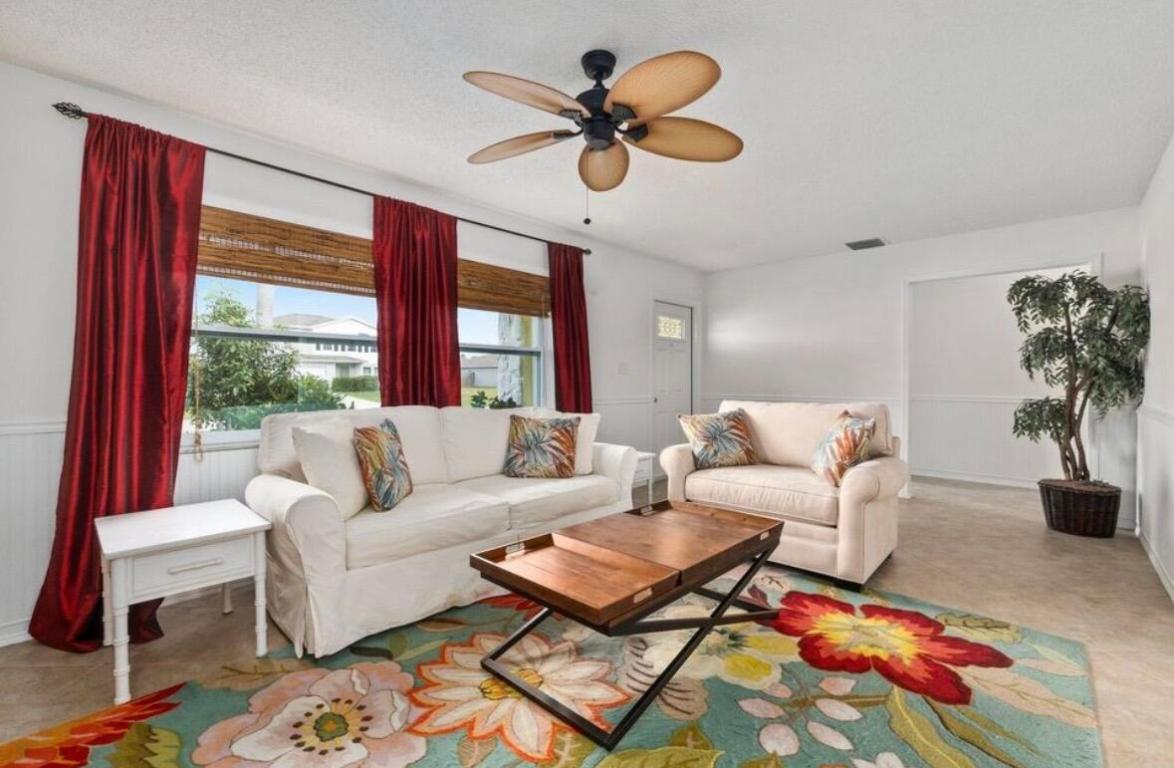 Port Saint Lucie Section 10 - Residential