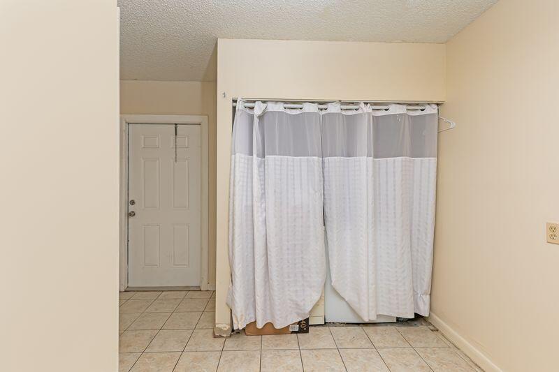 PORT ST LUCIE SECTION 6 - Residential