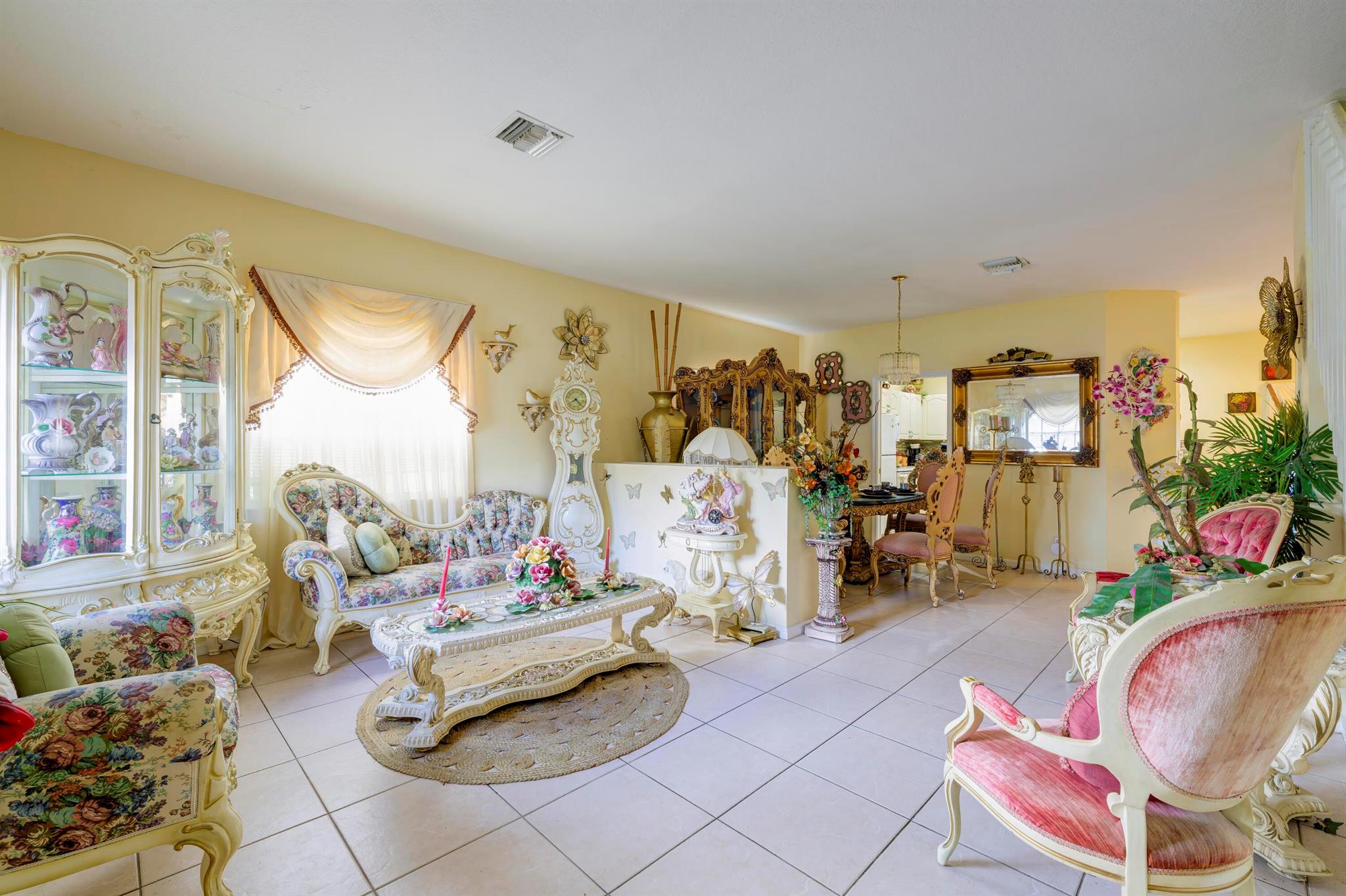 981 SW North Globe Avenue, Port St Lucie, FL, 34953/$490,000 4 981 SW North Globe Avenue