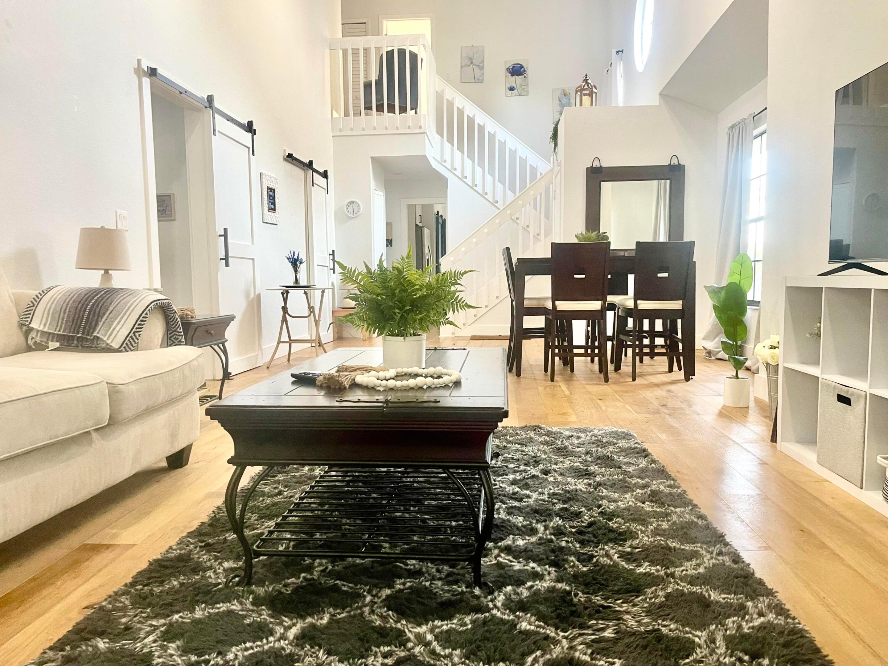 Properties 13491 W Fountain View Boulevard