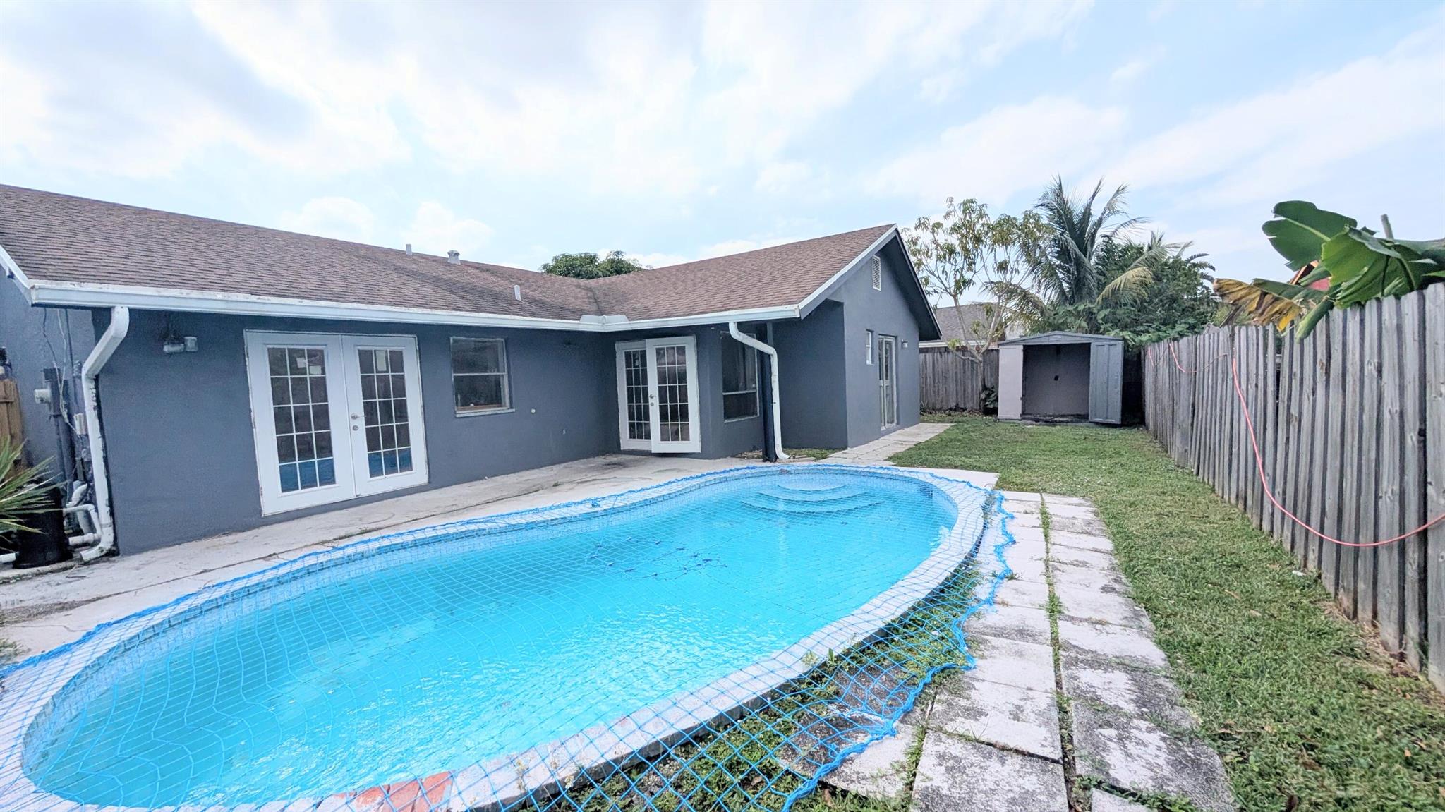 NORTH LAUDERDALE VILLAGE - Residential