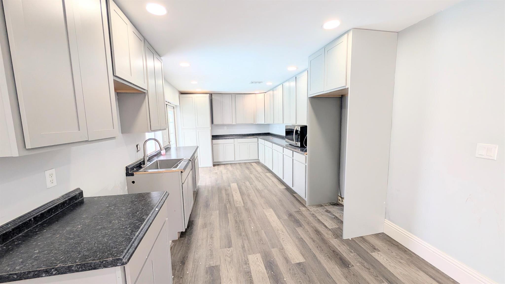 NORTH LAUDERDALE VILLAGE - Residential