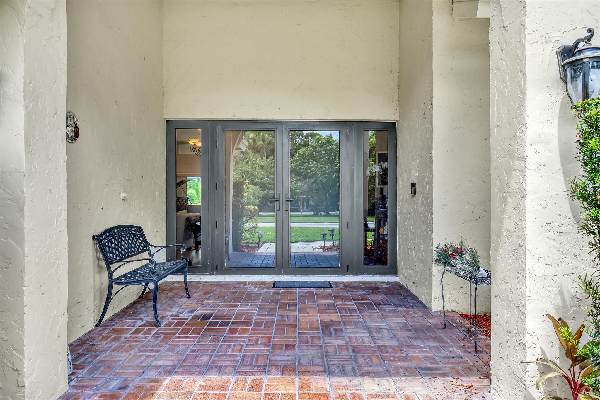 8659 Thousand Pines Circle