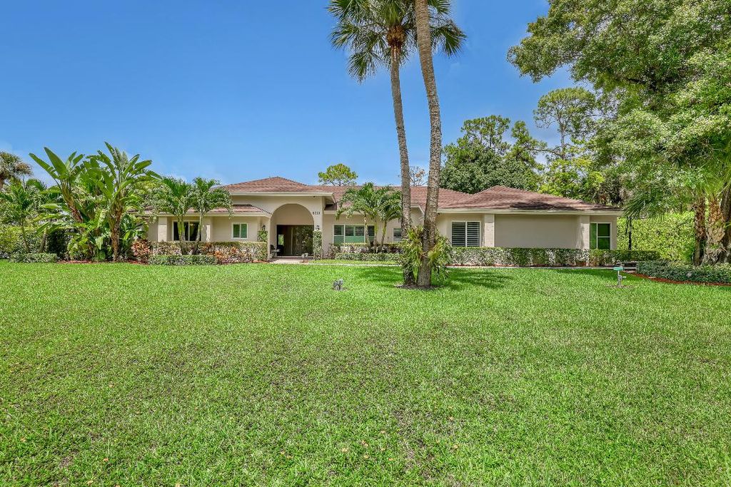 Photo of 8659 Thousand Pines Circle, West Palm Beach, FL 33411 (MLS # R11141772)