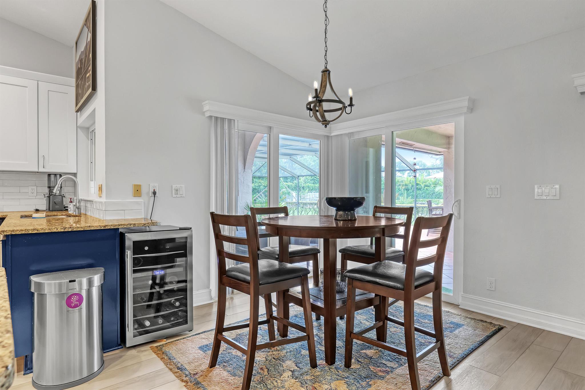 THOUSAND PINES - Residential