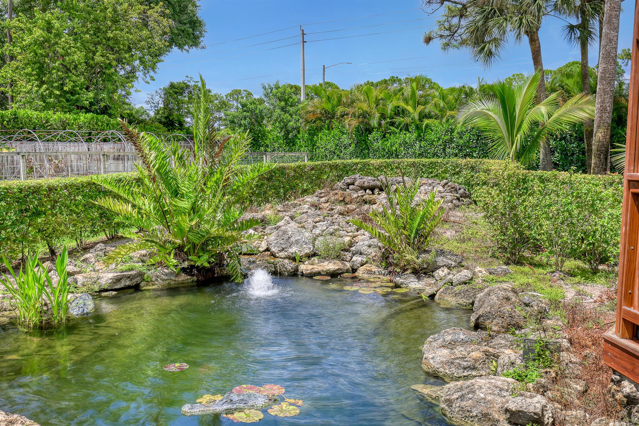 THOUSAND PINES - Residential