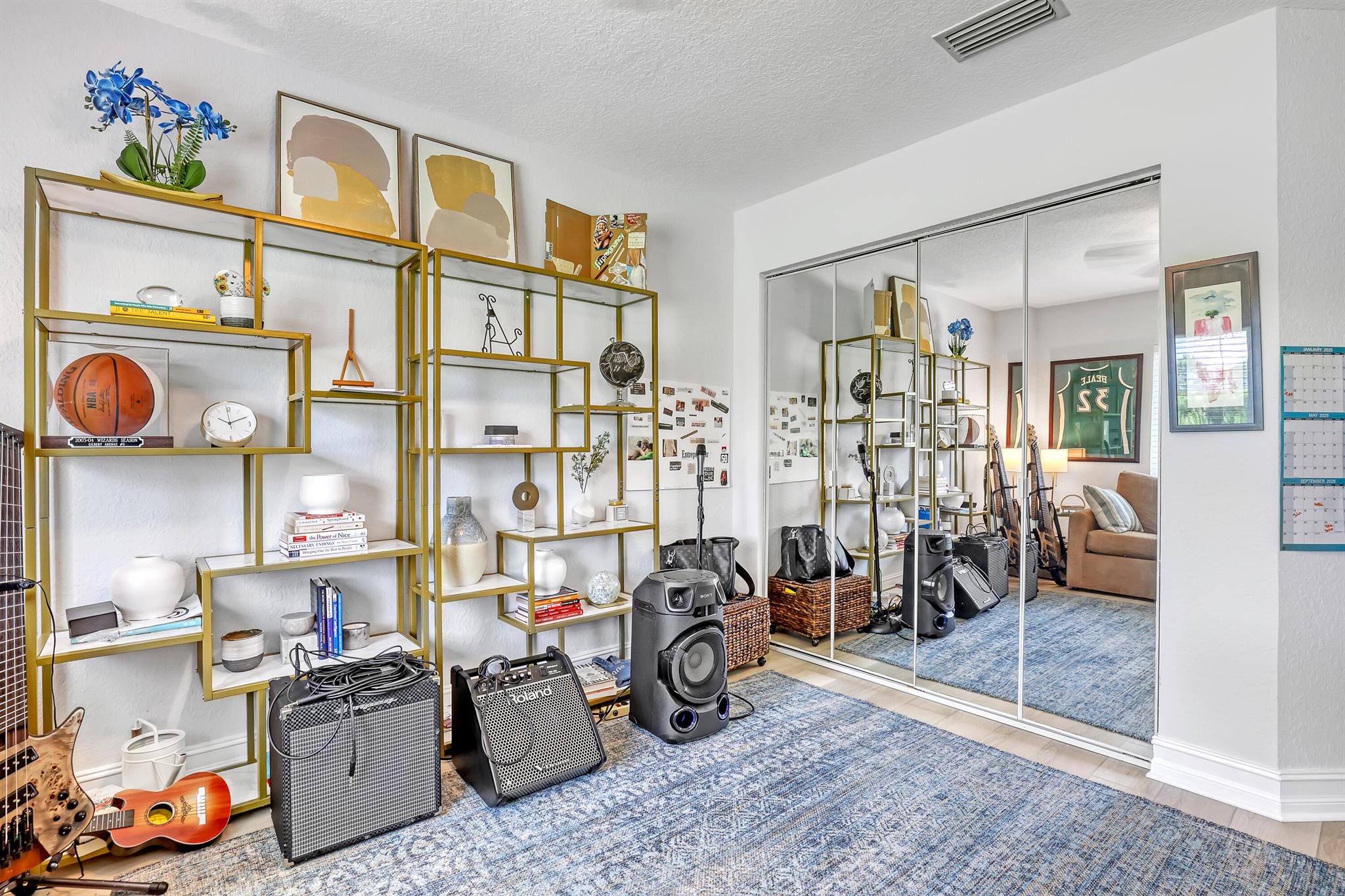 THOUSAND PINES - Residential