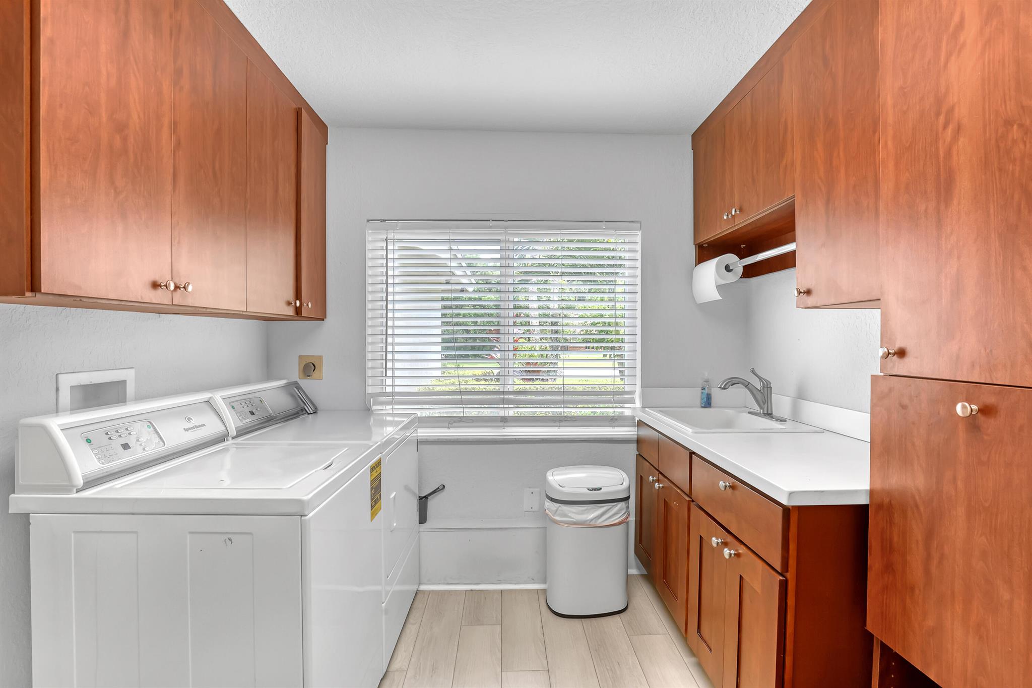 THOUSAND PINES - Residential