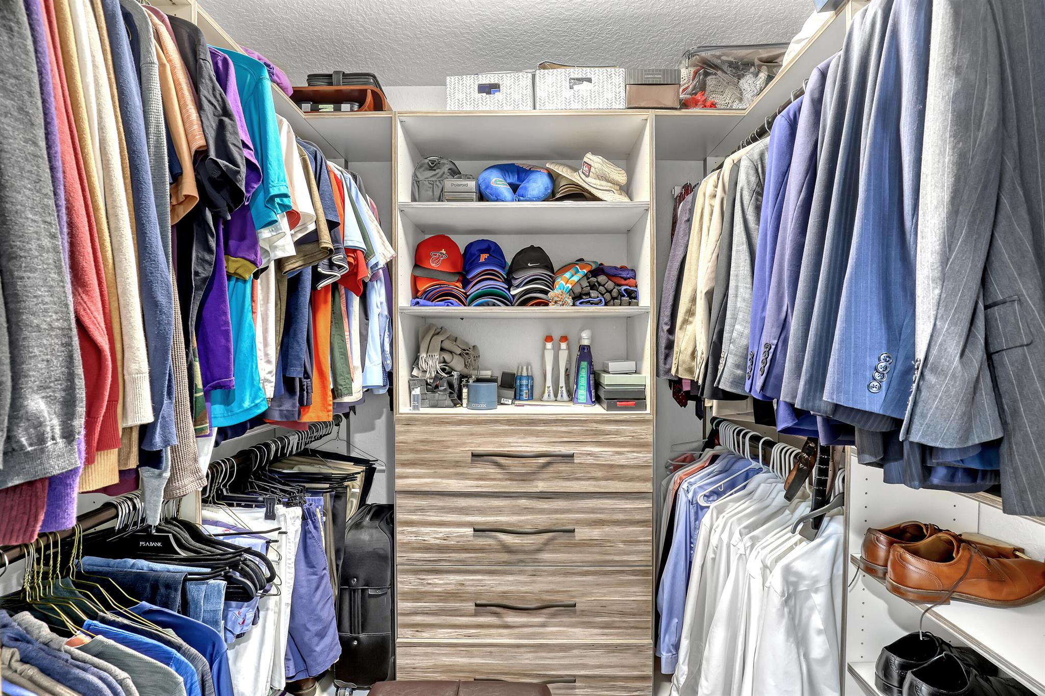 THOUSAND PINES - Residential