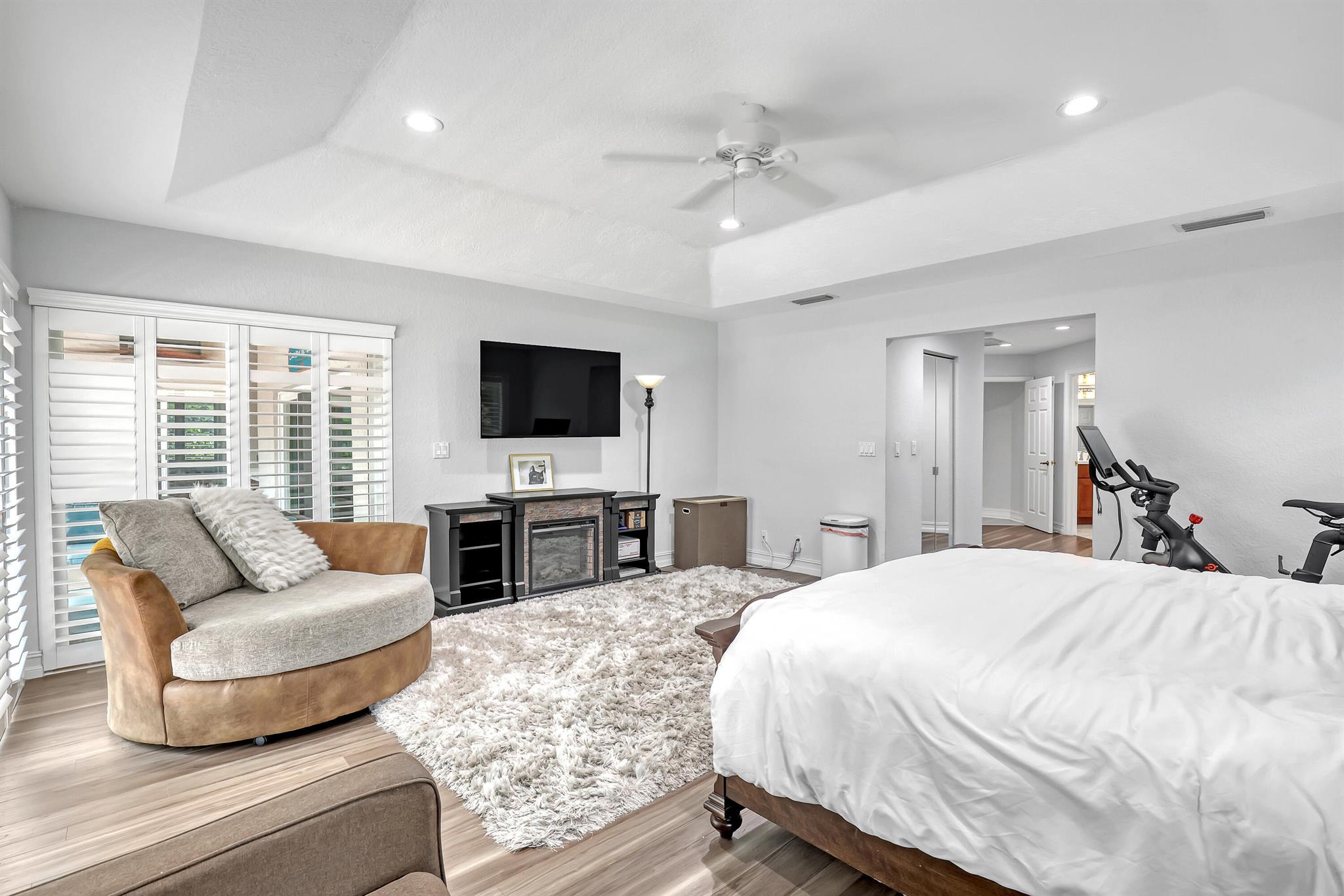 THOUSAND PINES - Residential