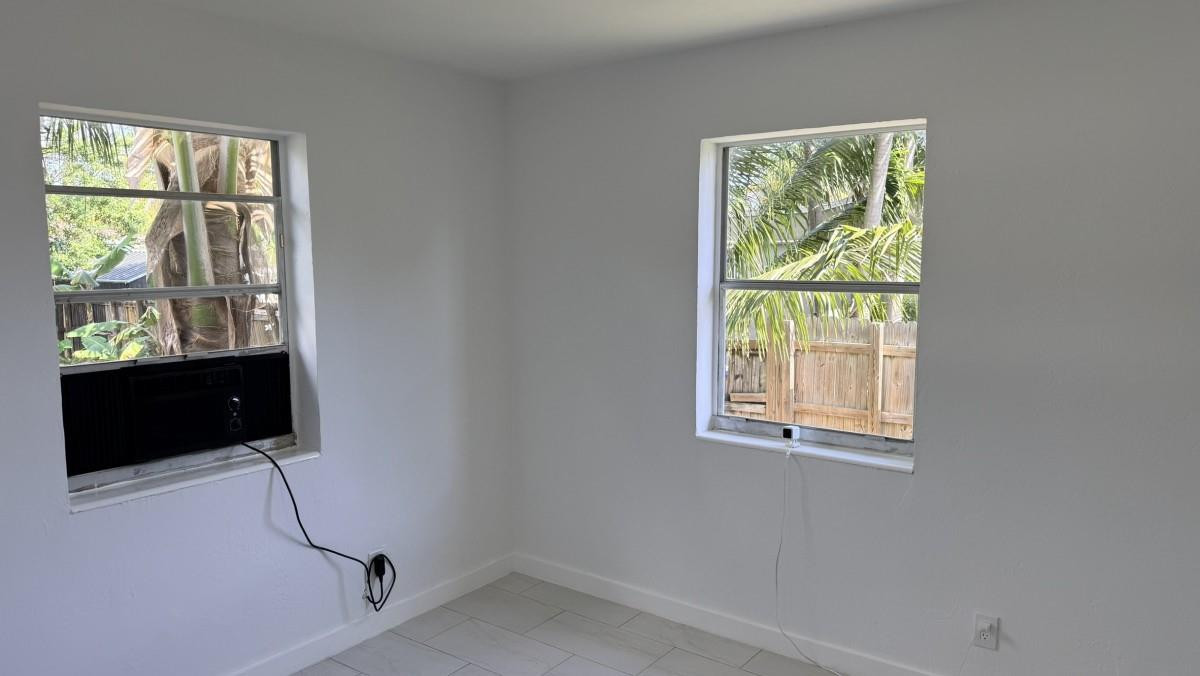 South Hollywood Amd 4-10 - Residential