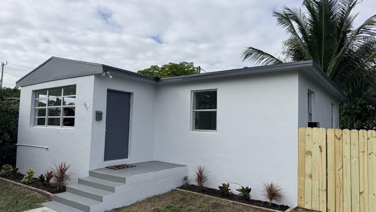 South Hollywood Amd 4-10 - Residential