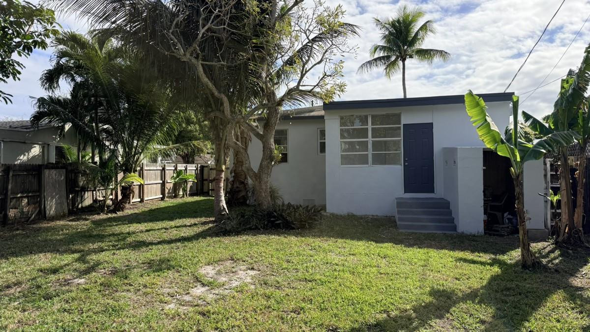 South Hollywood Amd 4-10 - Residential