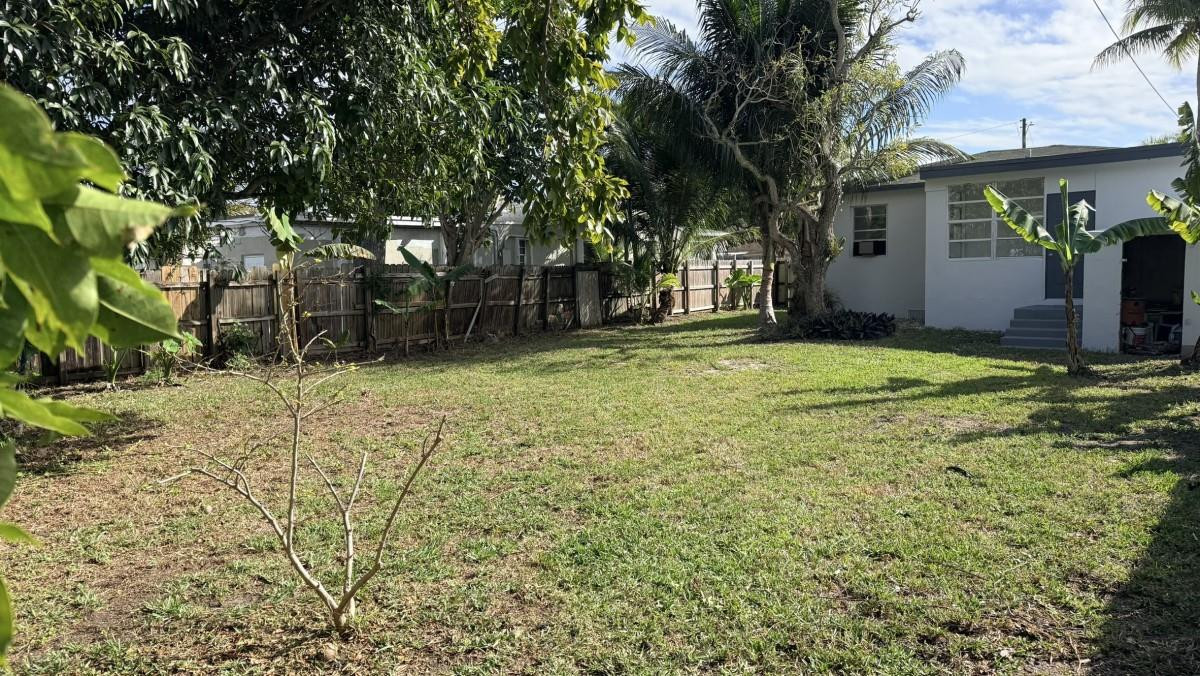 South Hollywood Amd 4-10 - Residential