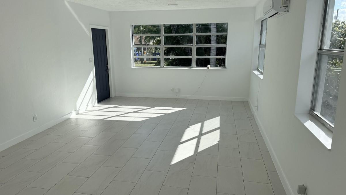 South Hollywood Amd 4-10 - Residential