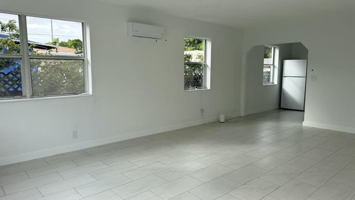 South Hollywood Amd 4-10 - Residential