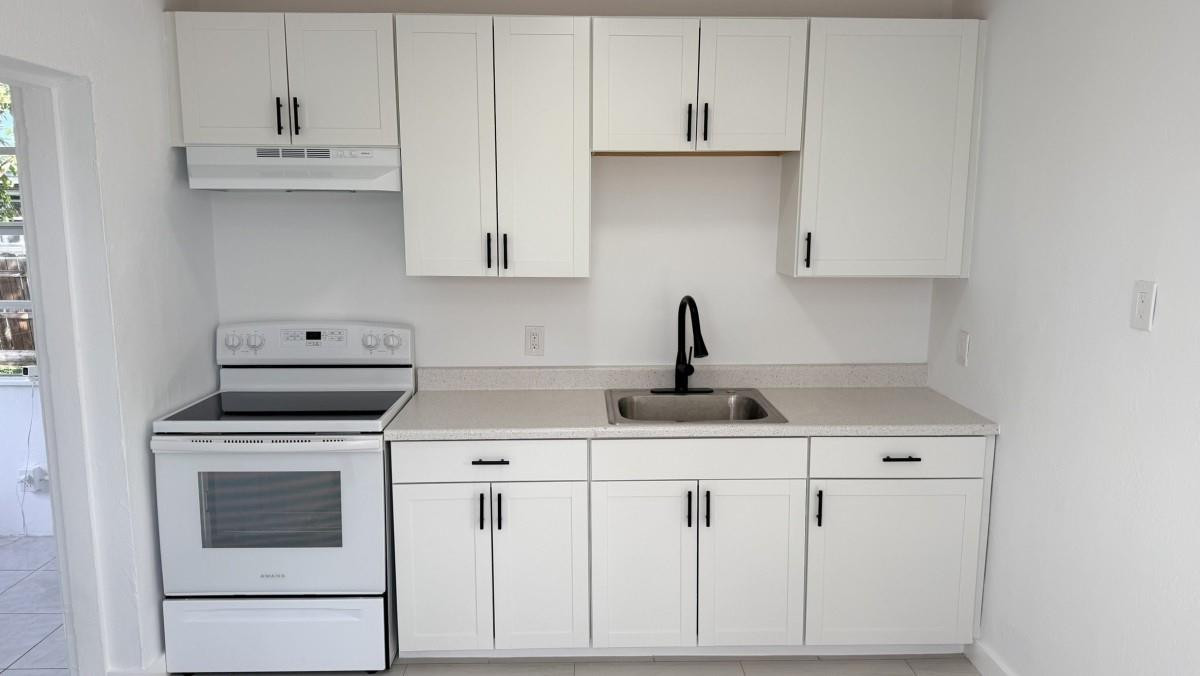 South Hollywood Amd 4-10 - Residential