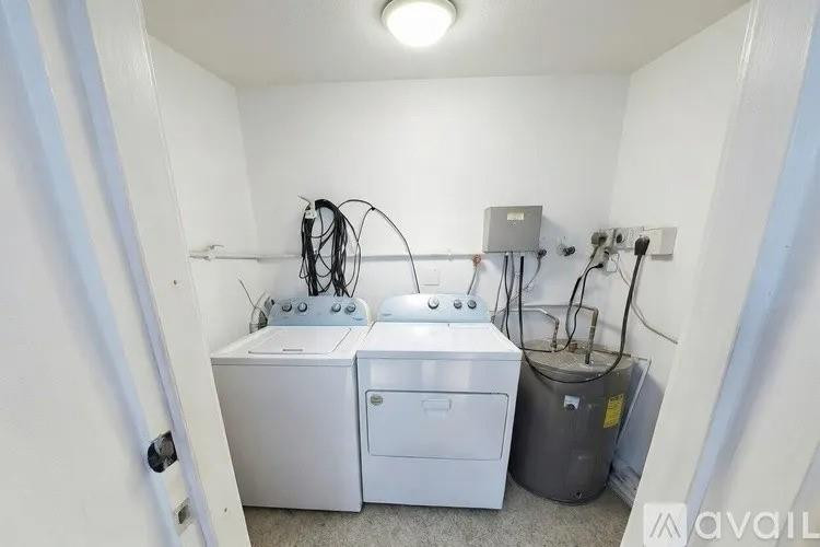 BEULALAND - Residential Lease