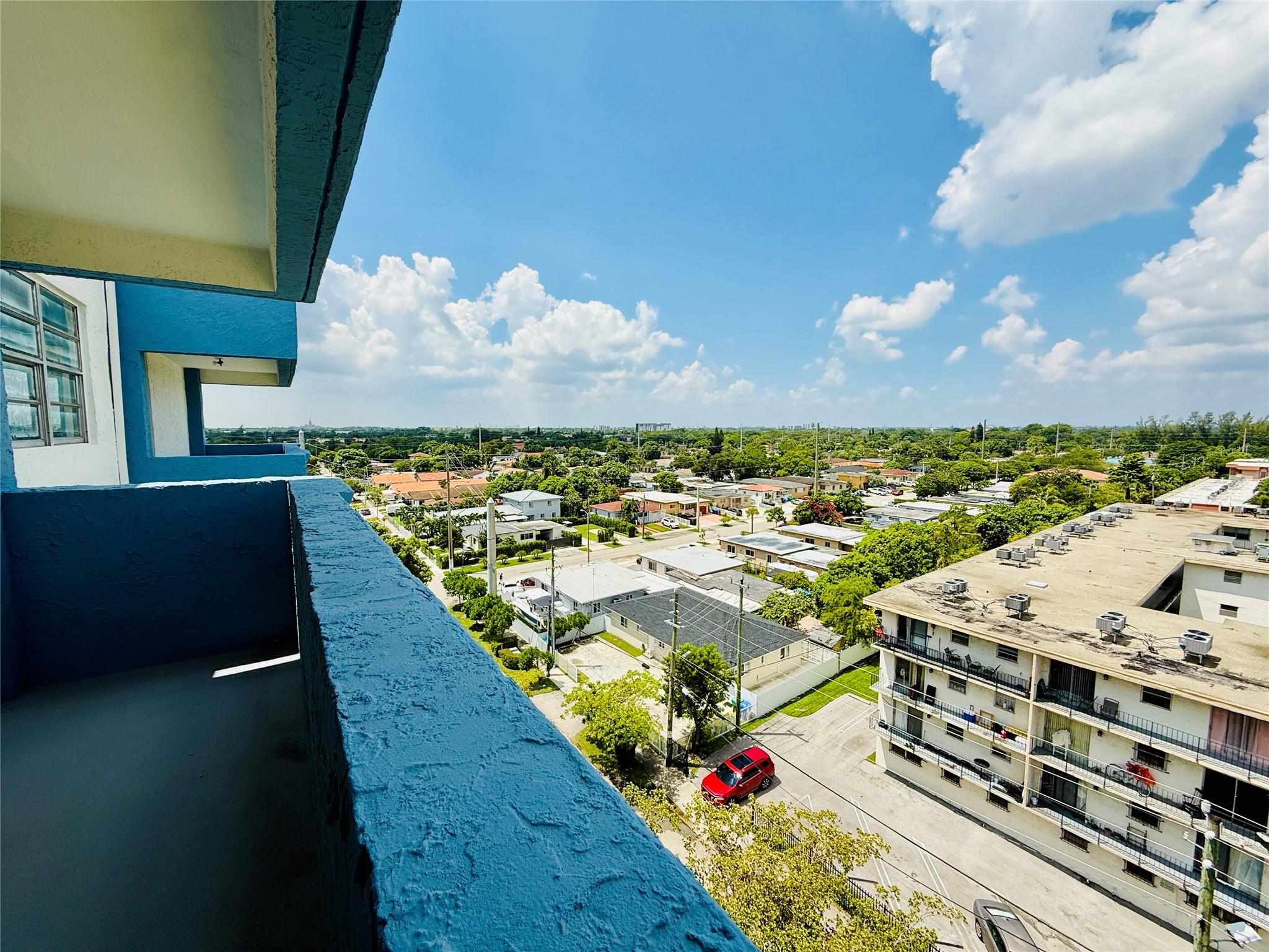 5050 Condo - Residential