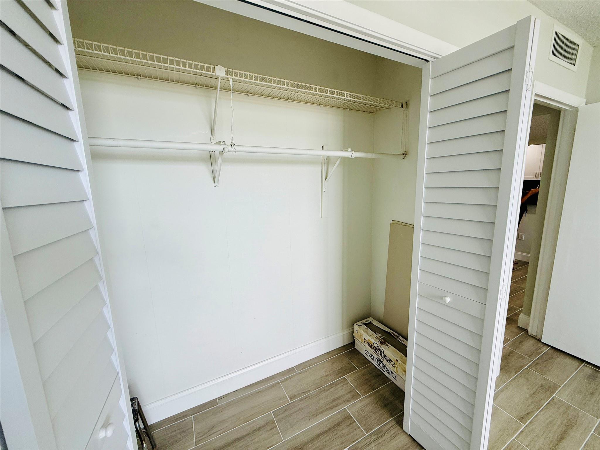 5050 Condo - Residential
