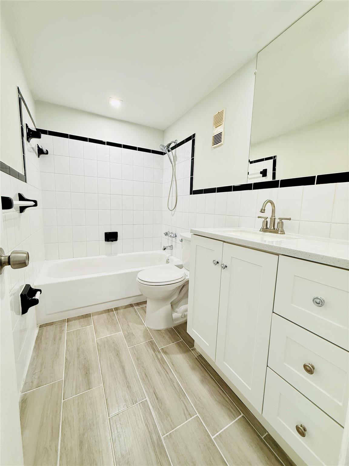 5050 Condo - Residential