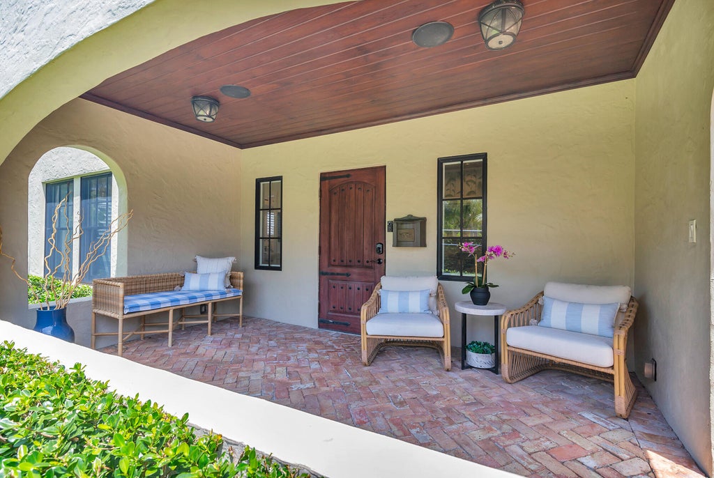 Photo of 347 Plymouth Road, West Palm Beach, FL 33405 (MLS # B26014764)
