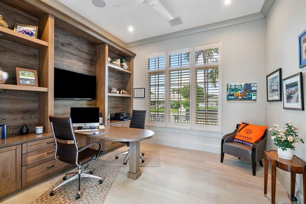 SUN AND SURF CLUB COMMUNITY - Residential