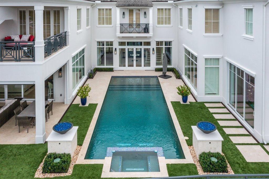 SUN AND SURF CLUB COMMUNITY - Residential