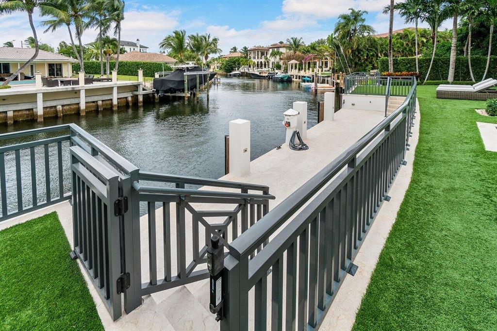 SUN AND SURF CLUB COMMUNITY - Residential