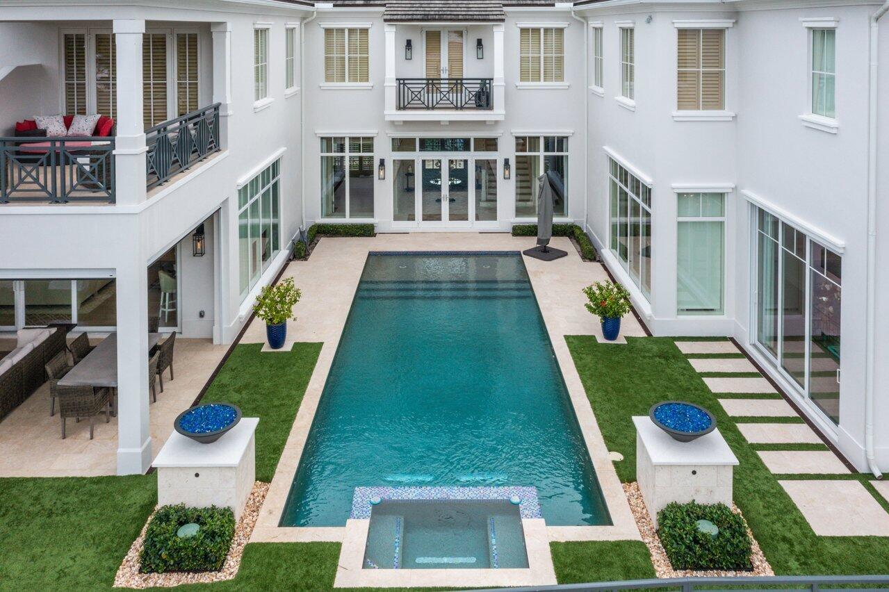 SUN AND SURF CLUB COMMUNITY - Residential