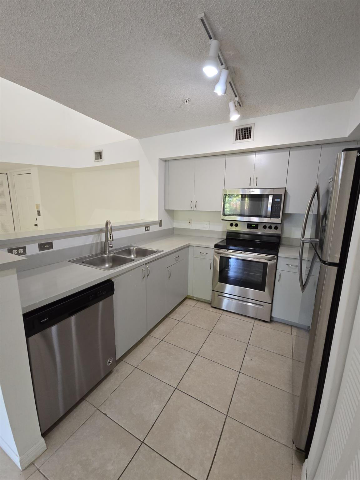 St Andrews Condo - Residential Lease