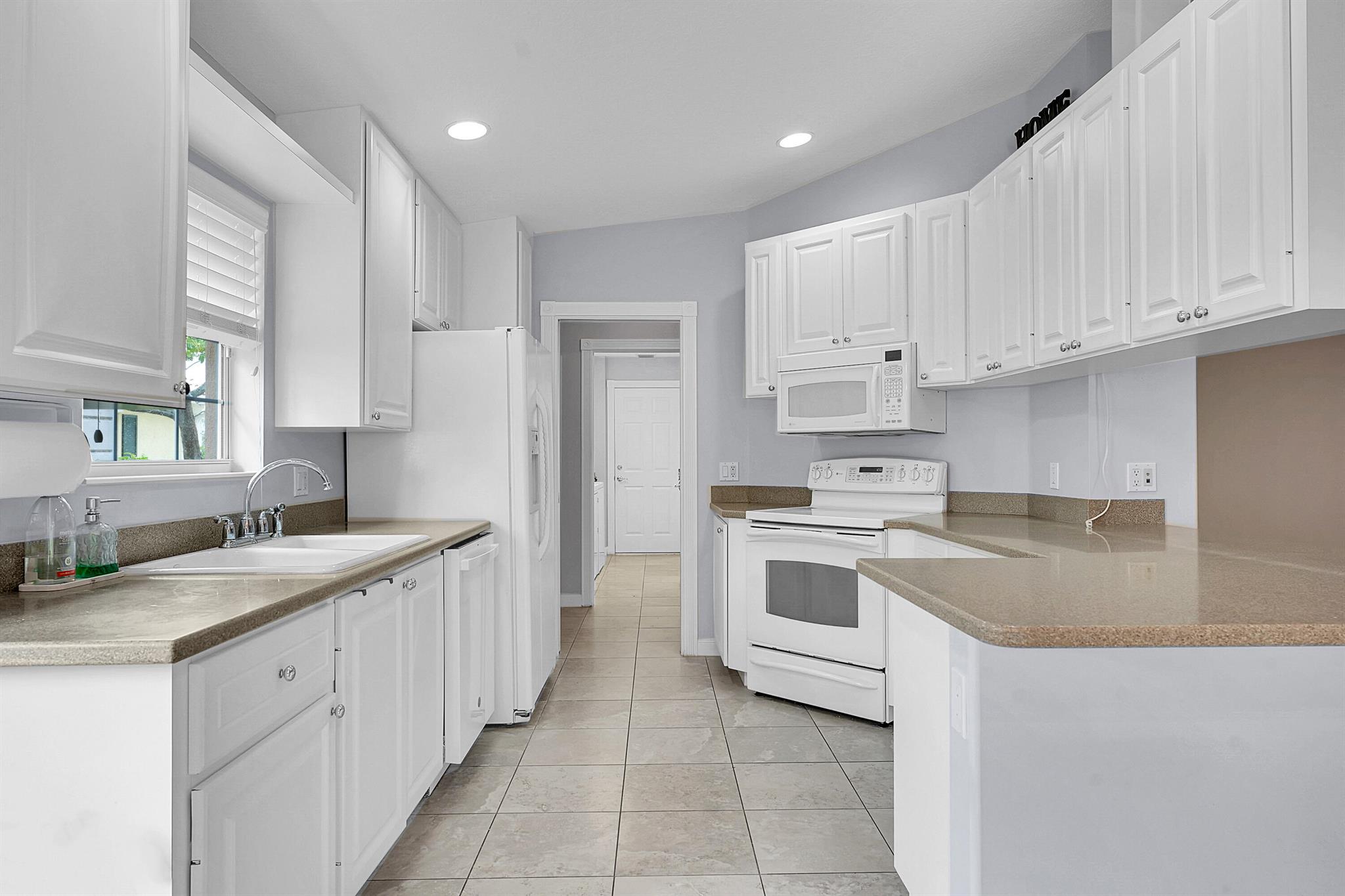 The Lakes at Tradition - Residential