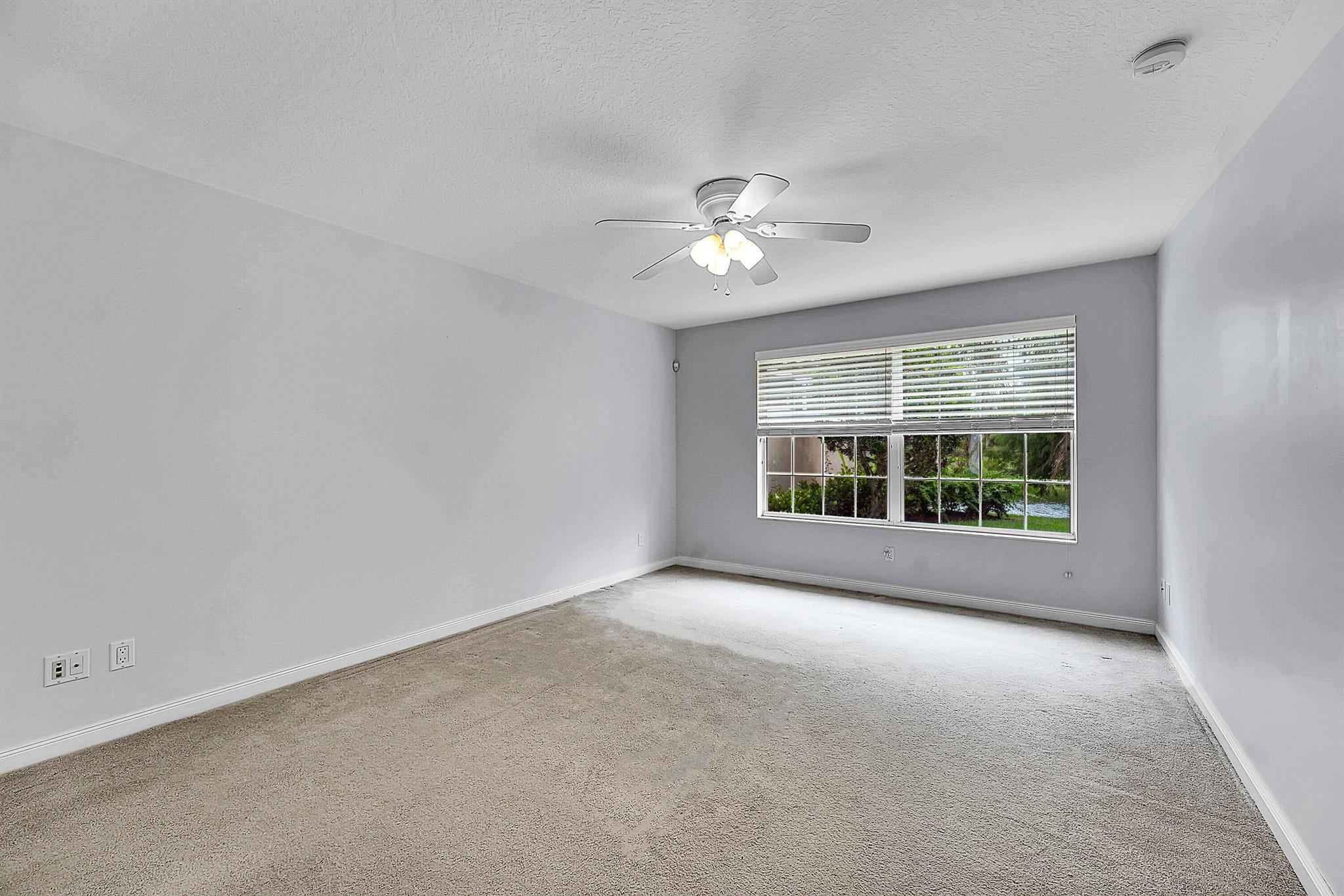 The Lakes at Tradition - Residential