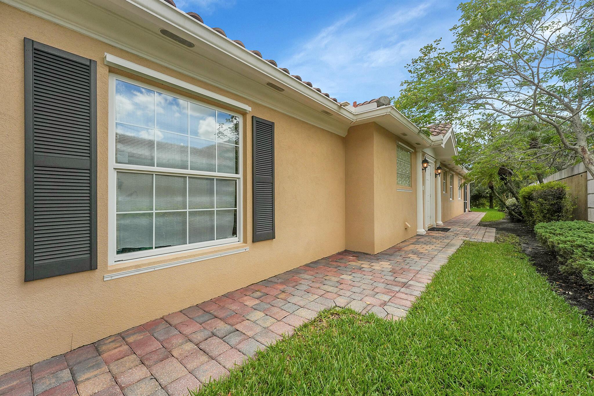 The Lakes at Tradition - Residential