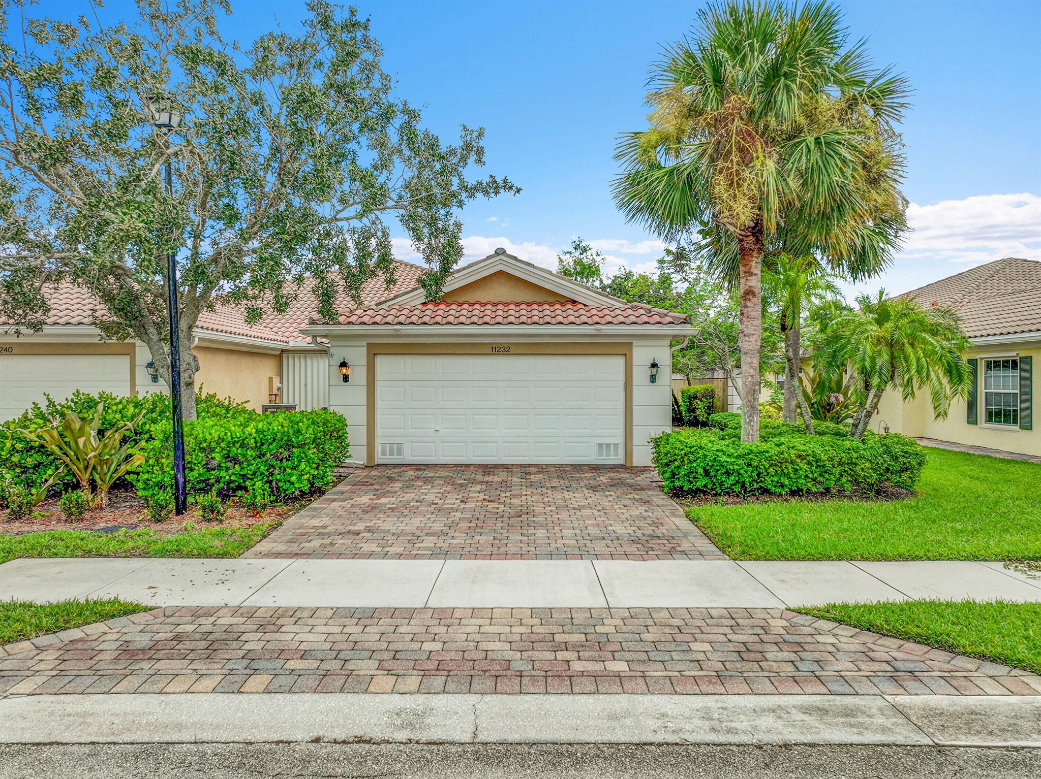 The Lakes at Tradition - Residential