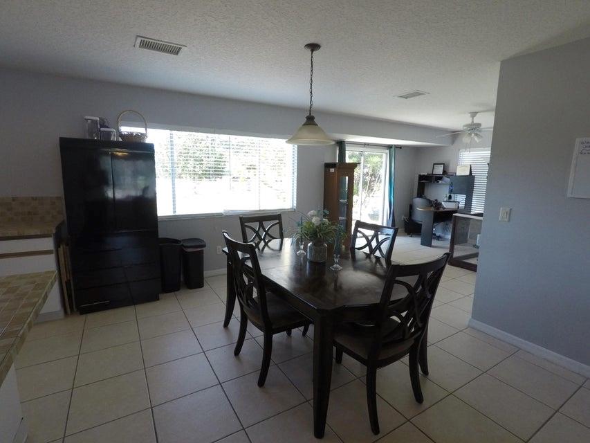 PORT ST LUCIE SECTION 42 1ST REPLAT - Residential