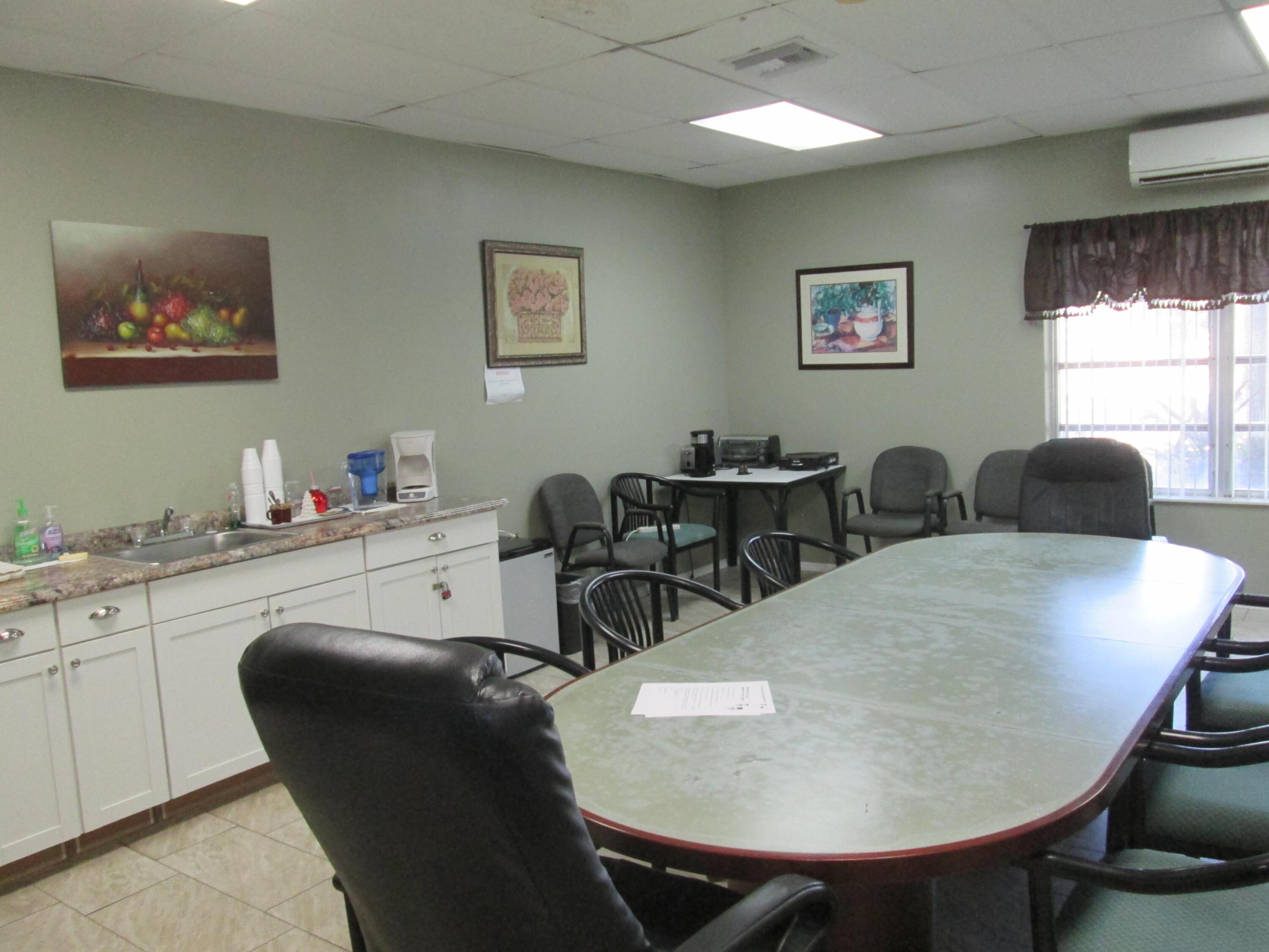 CRESTHAVEN VILLAS 12 CONDO - Residential Lease