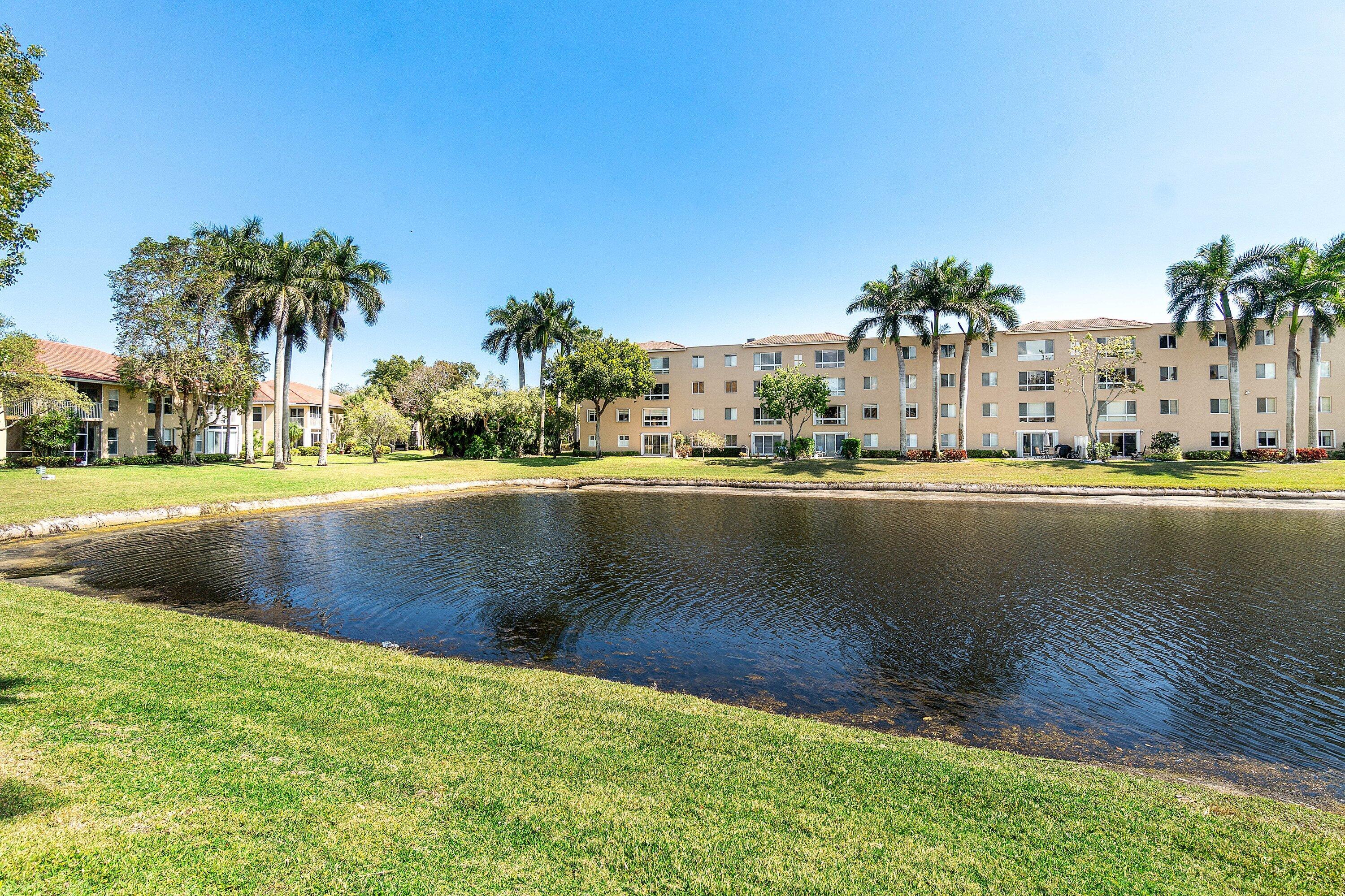 CORAL LAKES - Residential