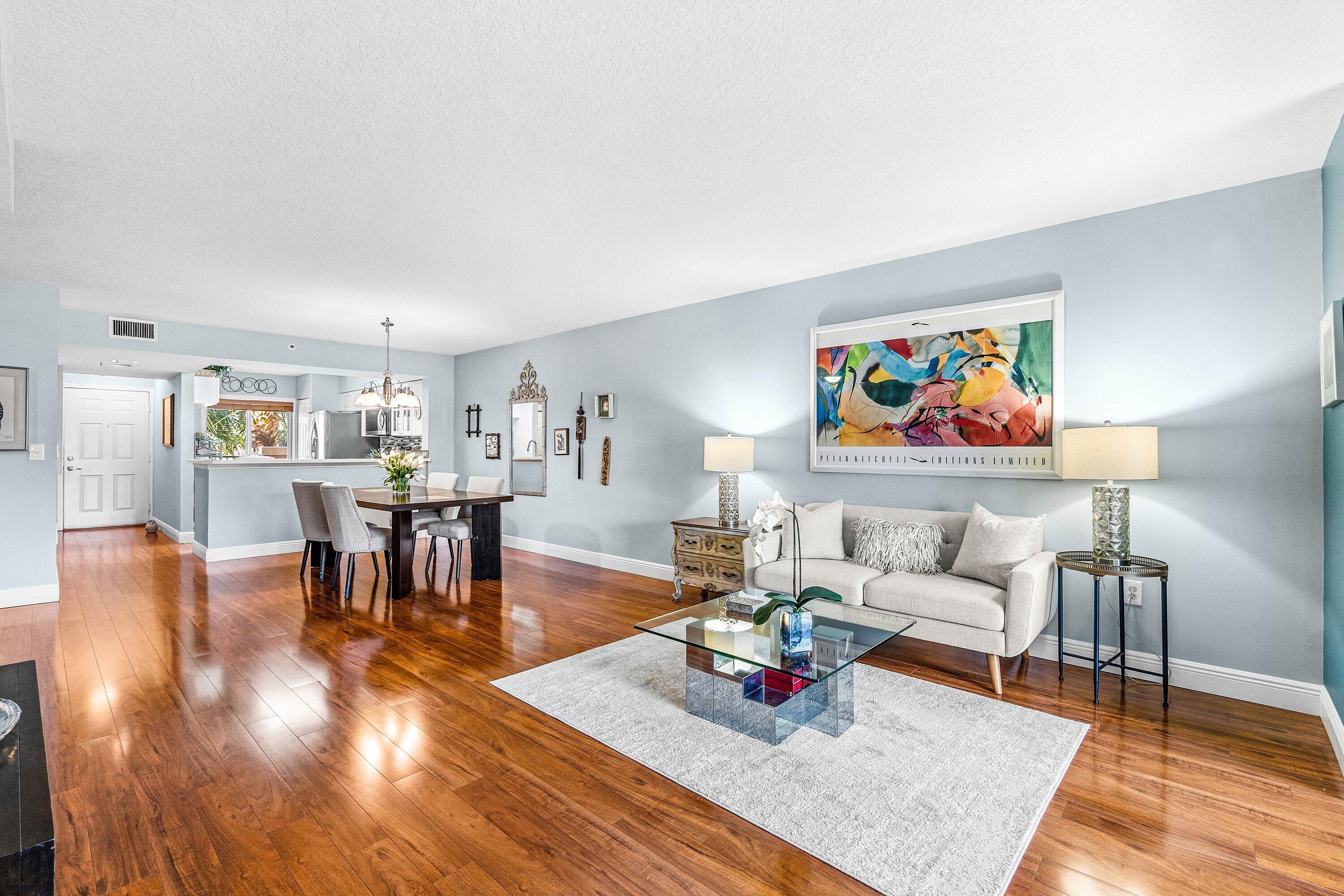 CORAL LAKES - Residential