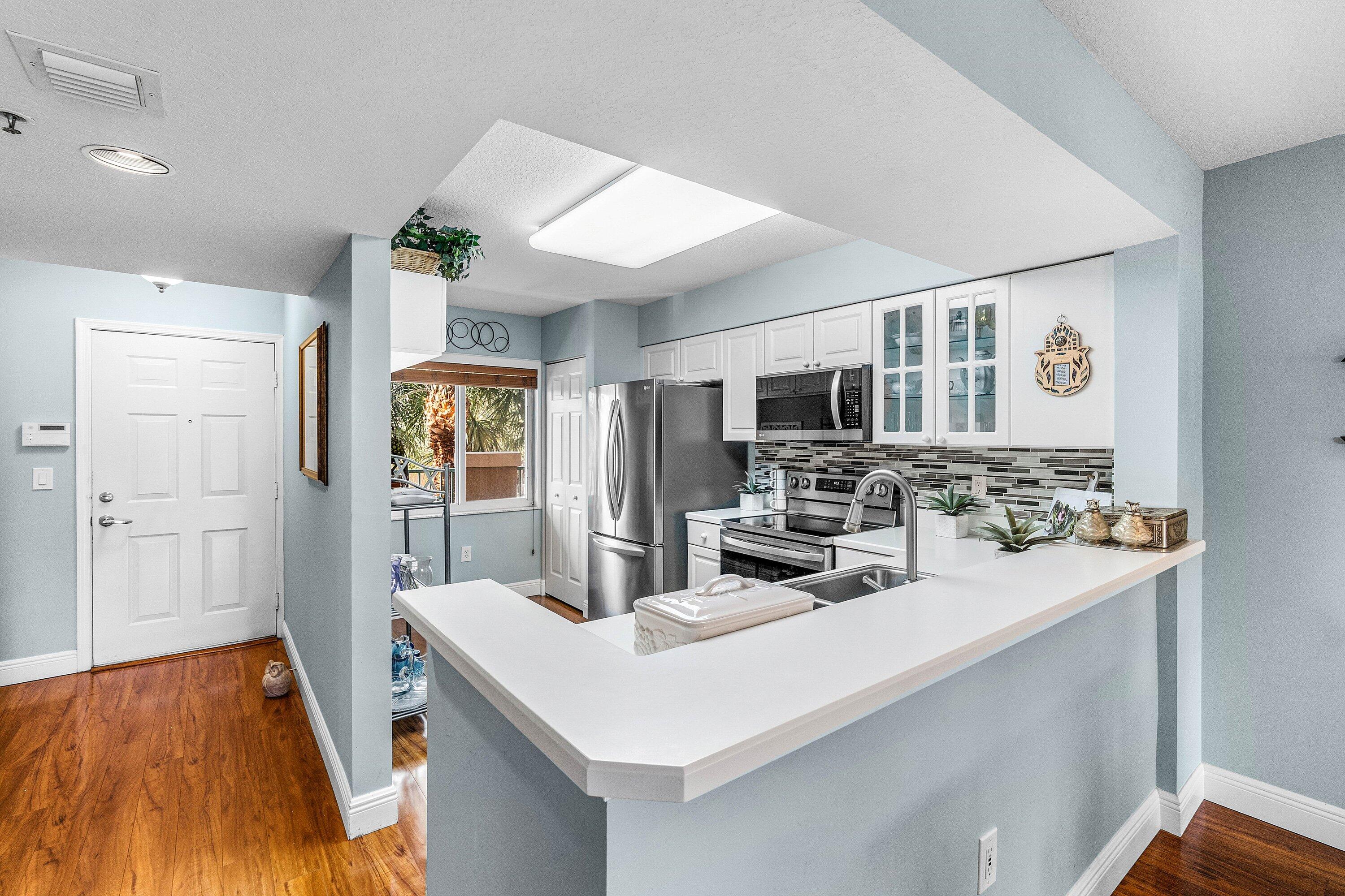 CORAL LAKES - Residential