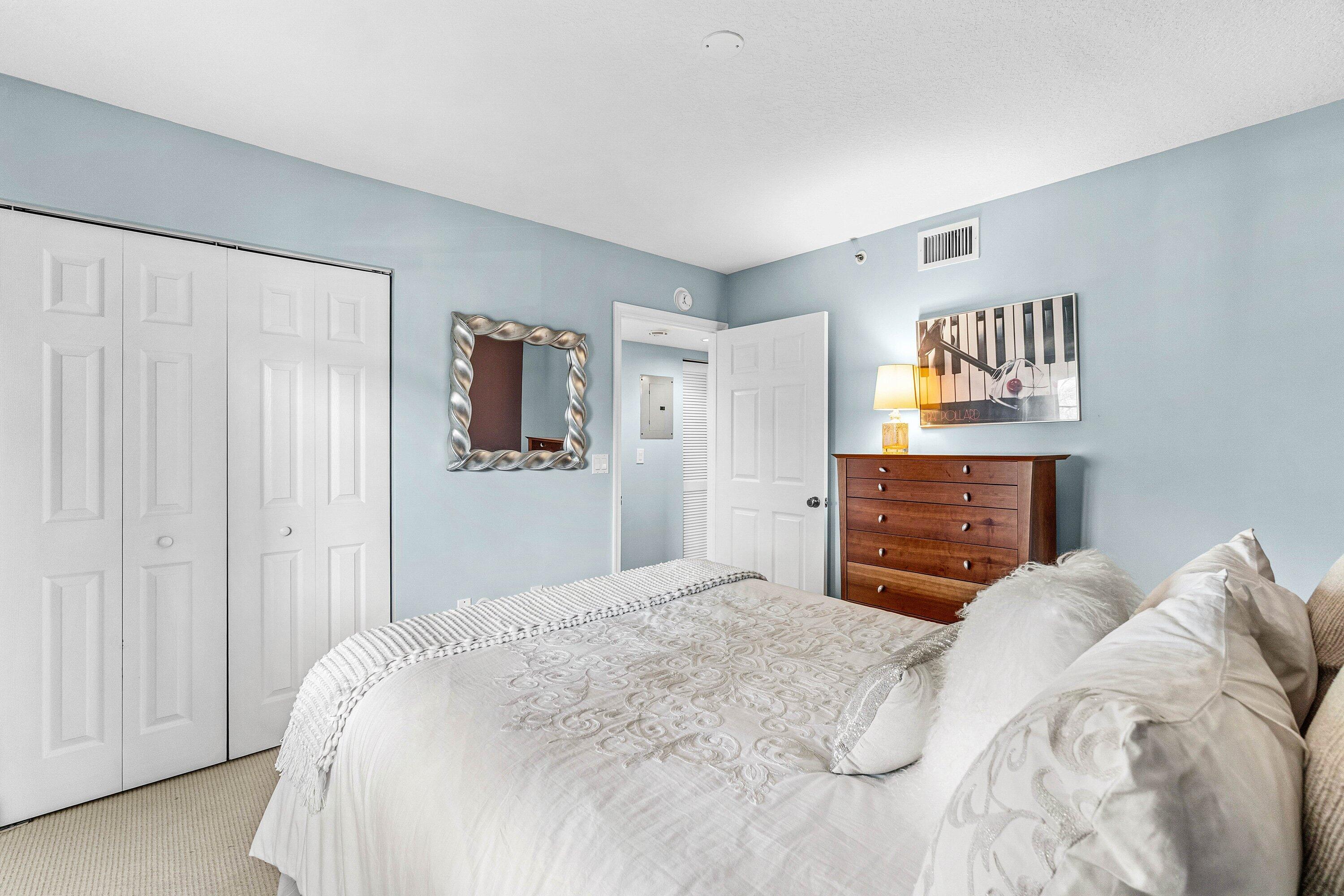 CORAL LAKES - Residential