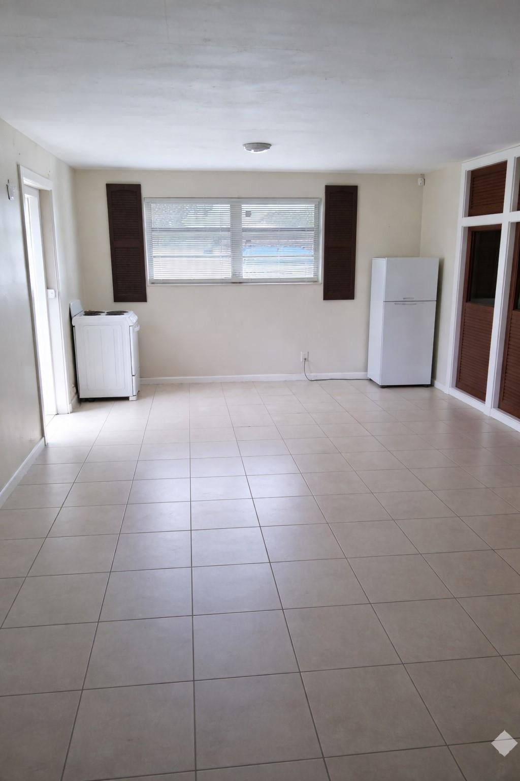 1300 NW 61st Avenue 102