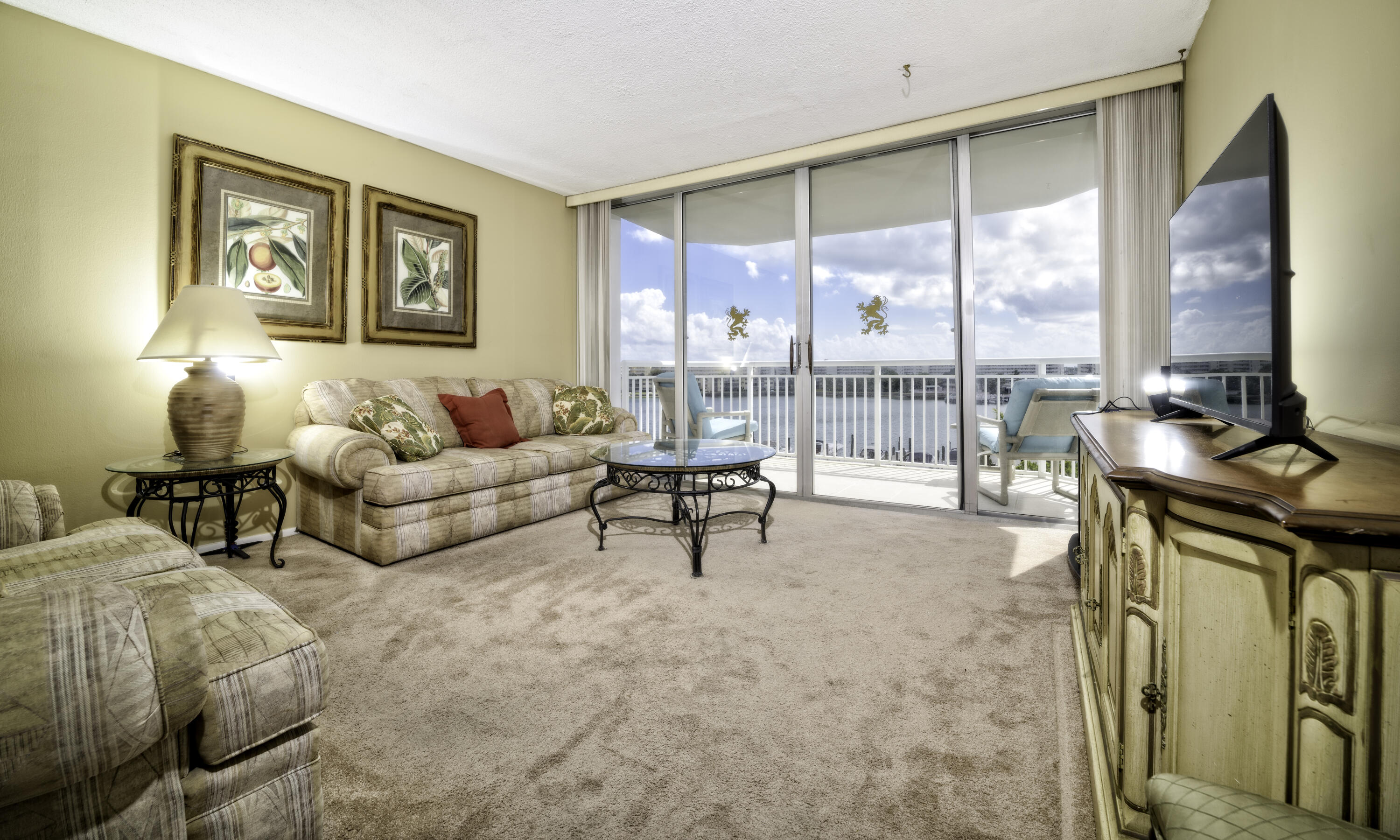 DEL PRADO MARINA - Residential Lease